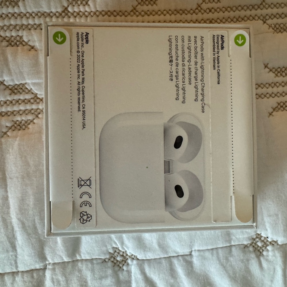 Apple AirPods 3rd Generation - White